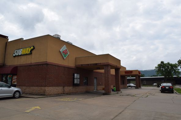 300 E 8th St, Danville, AR 72833